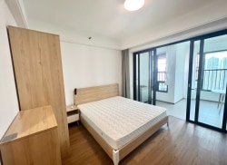 独栋·华庭 创业大厦 金湾商都D馆楼上单身公寓 无中介费  民水民电 家电齐全 金山公园对面 门口即公交站交通便利 开间_华发创业大厦租房