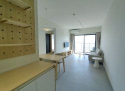 独栋·华庭 悦谷 南向两室，部分可观海景，近珠海北站凤鸣小学 2室2厅_华发悦谷租房