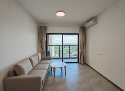 独栋·华庭 湖心路 【限时特价房】湖心路超高性价比三房，近尖峰南，全新家私家电，南北通透 3室1厅_华发香海湖租房