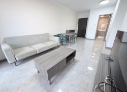 独栋·华庭 云谷二期 珠海北站旁，免费健身房以及网络，明火带大阳台，高楼层 3室2厅_华庭租房