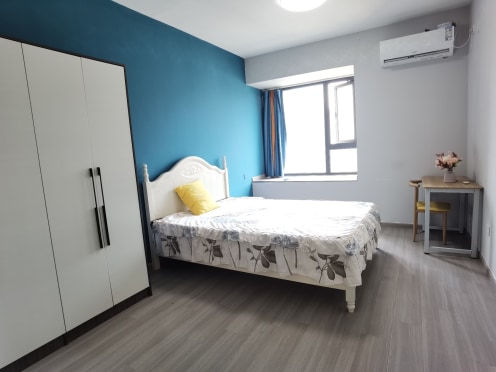 合租·康德馨苑 4居室 东/南卧