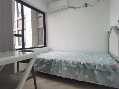 合租·金沙湖畔 4居室 南卧