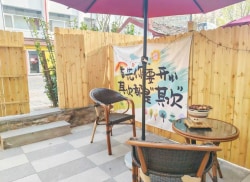 独栋·壹间青年公寓 广饶路地铁站店 地铁站旁-首层带院-厨卫齐全-海信家电-直租无中介 开间_延安路租房