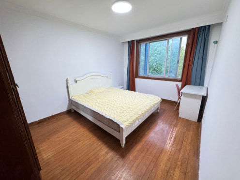 合租·彩香路10号 4居室 南卧