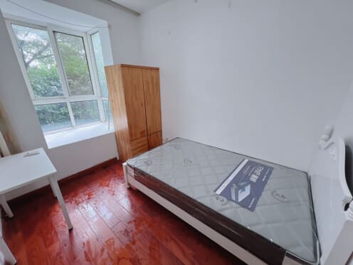 合租·湖岸名家北区 4居室 北卧