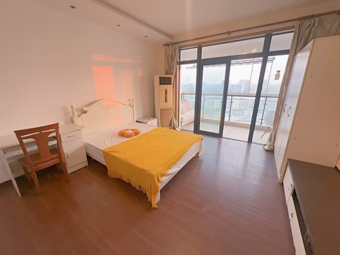 合租·加城花园 4居室 南卧