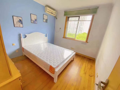 合租·美之国花园 4居室 北卧