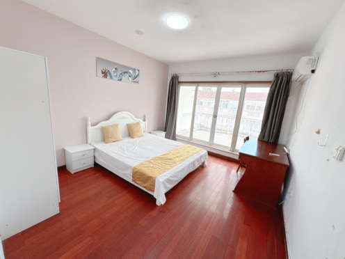 合租·贵都花园 5居室 南卧