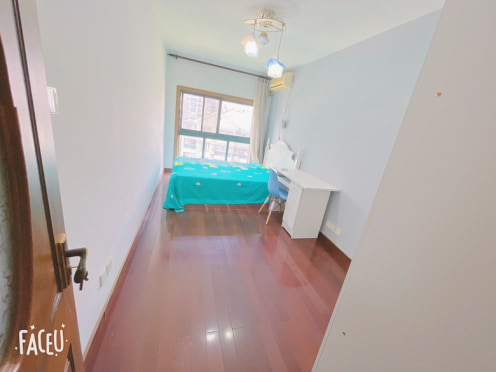 合租·公园天下 5居室 北卧