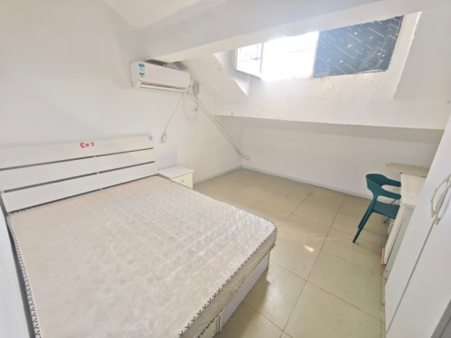 合租·红庄新村三区 4居室 复式 南卧