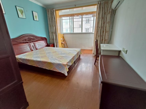 合租·金益三村 4居室 南卧