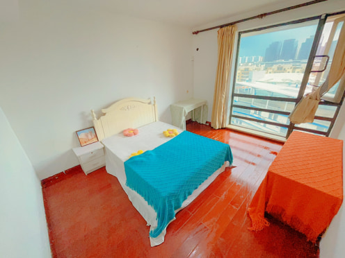 合租·嘉业阳光假日一二期 5居室 南卧