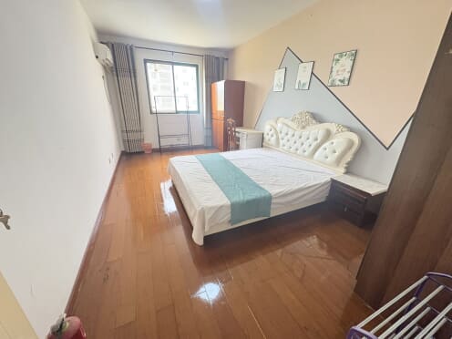 合租·元和之春 5居室 南卧