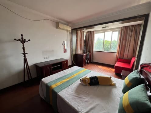 合租·苏安新村 5居室 南卧