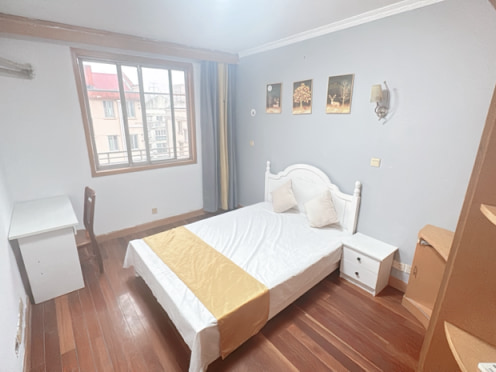 合租·通园新村 4居室 南卧