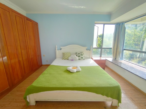 合租·中海星湖国际 4居室 南卧