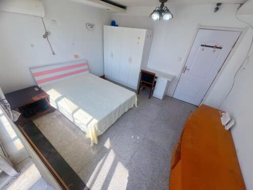 合租·碧波花园 4居室 南卧