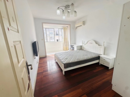 合租·群谊二村 5居室 南卧