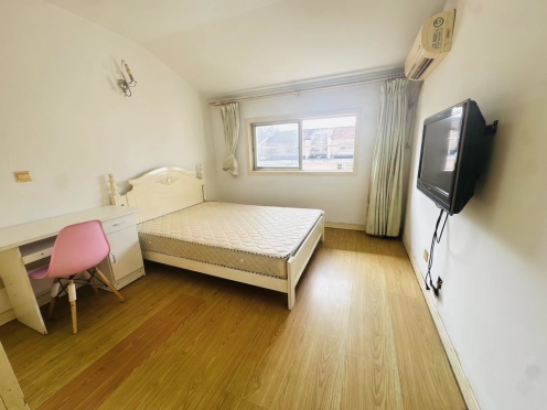 合租·群谊二村 5居室 南卧