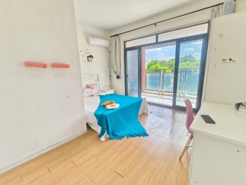 合租·新娄花园 5居室 南卧