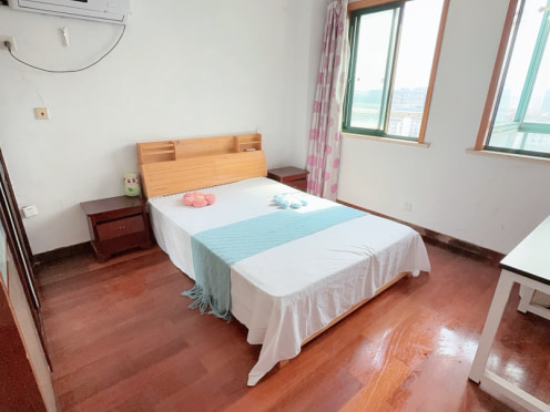 合租·白领生活馆 4居室 南卧