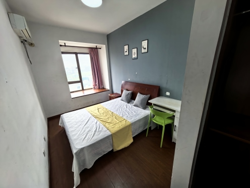 合租·海亮香榭里 5居室 南卧