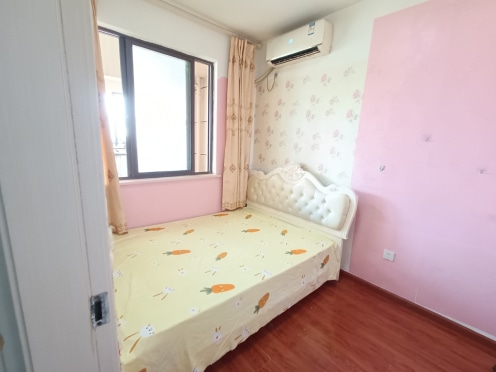 合租·海亮香榭里 4居室 北卧