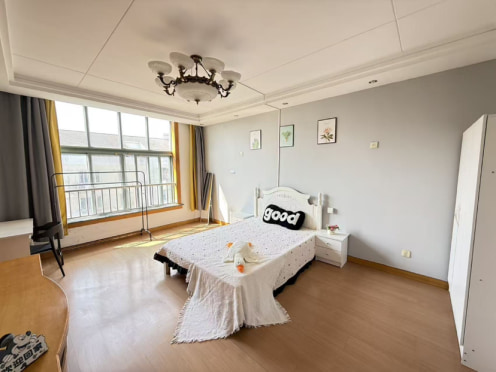 合租·韶山花园 5居室 南卧