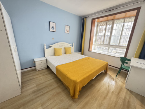 合租·御窑花园 4居室 南卧