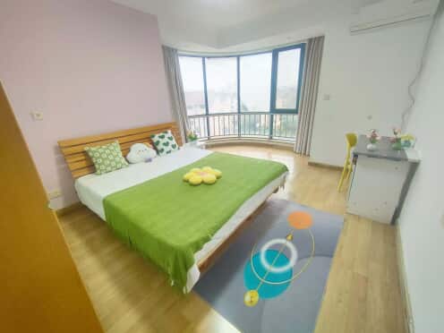 合租·星海云顶花园 4居室 南卧