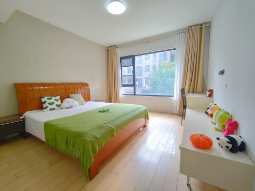 合租·海尚壹品 5居室 南卧