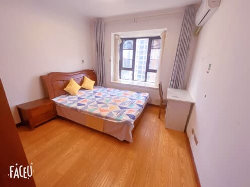 合租·世茂运河城世家苑 4居室 南卧