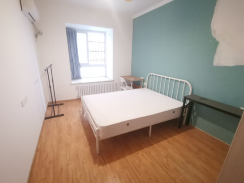 合租·团结名居枫园 4居室 南卧