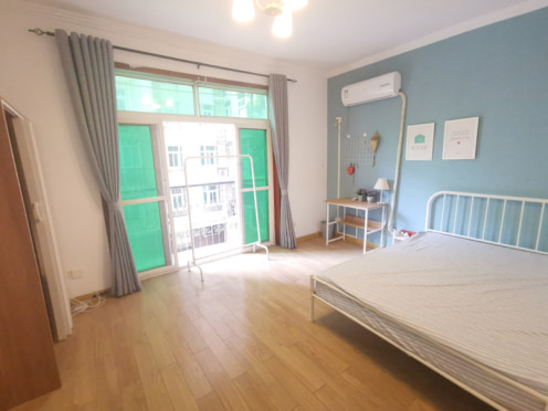 合租·时尚欧洲 4居室 南卧