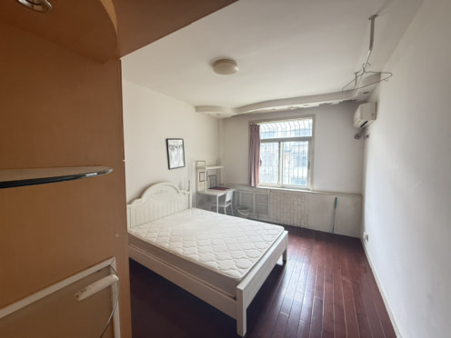 合租·紫菘花园 4居室 南卧