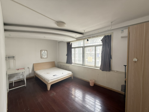 合租·紫菘花园 4居室 南卧