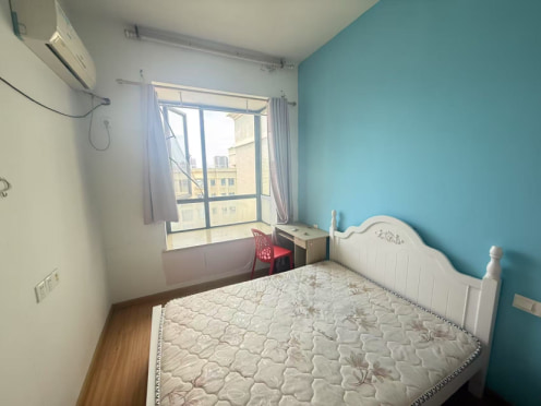 合租·中南六十七号院 4居室 南卧