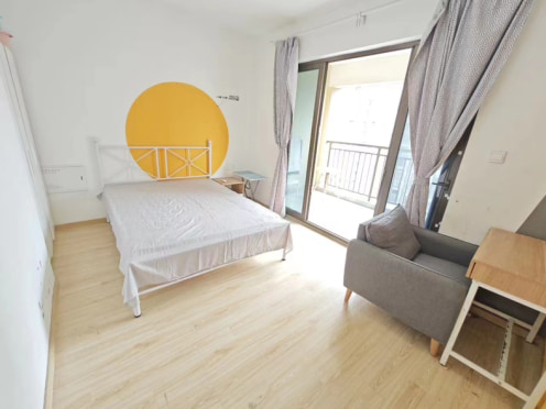 合租·苏高新天之运 5居室 南卧