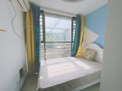 合租·名馨花园 5居室 西卧