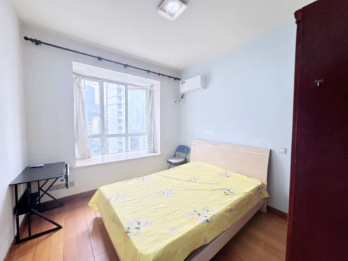 合租·运盛美之苑 5居室 南卧