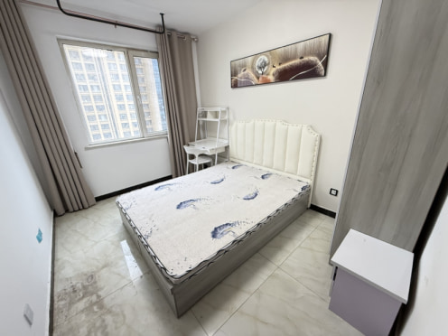 合租·绿园百合花园 4居室 北卧