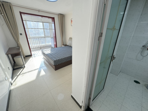 合租·众美城B区 5居室 南卧