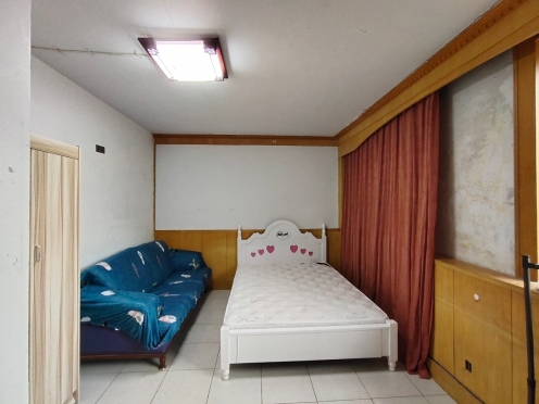 合租·文东苑 4居室 东卧