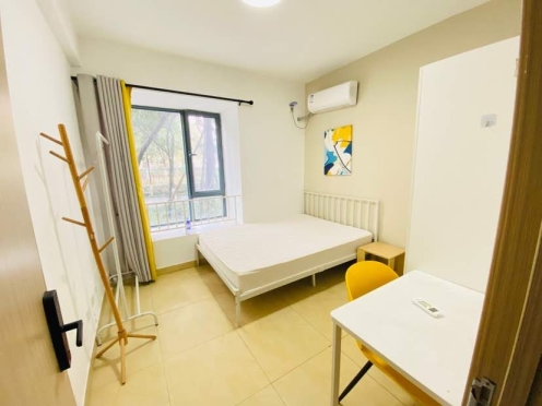 合租·东苑C区 5居室 南卧