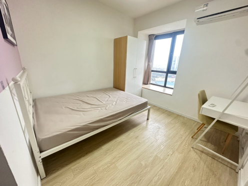 合租·英郡三期 4居室 南卧