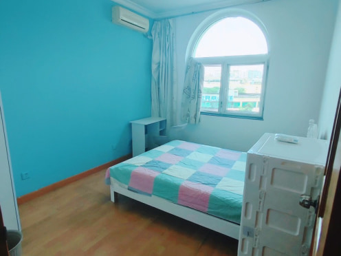 合租·紫竹苑 5居室 南卧