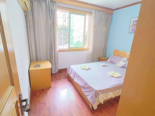 合租·少陵横街1号 4居室 南卧