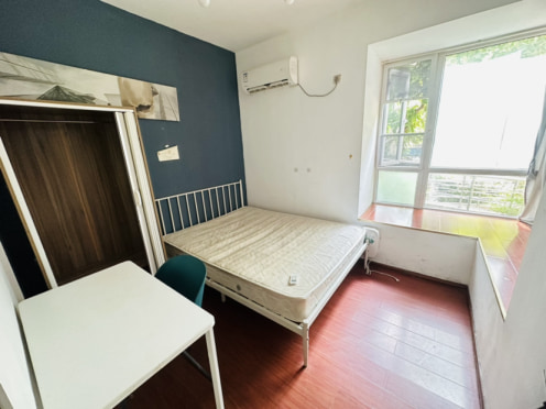 合租·恩威玲珑南域 3居室 南卧