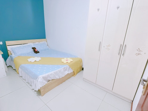 合租·兰园 4居室 东卧