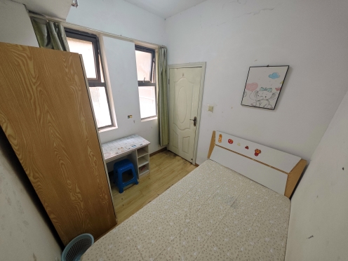 合租·紫御熙庭 5居室 南卧